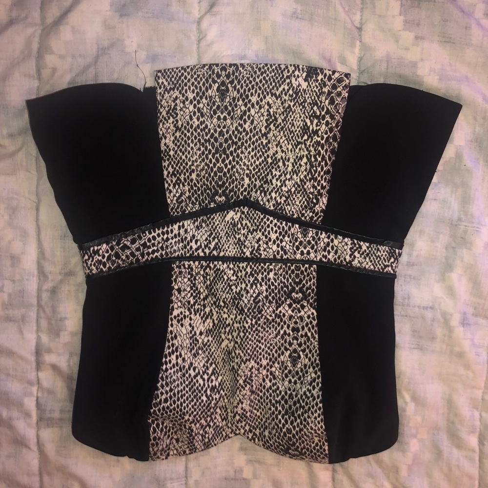 Guess Top